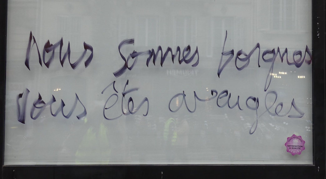 Les Gilets Jaunes sont complotistes à raison !